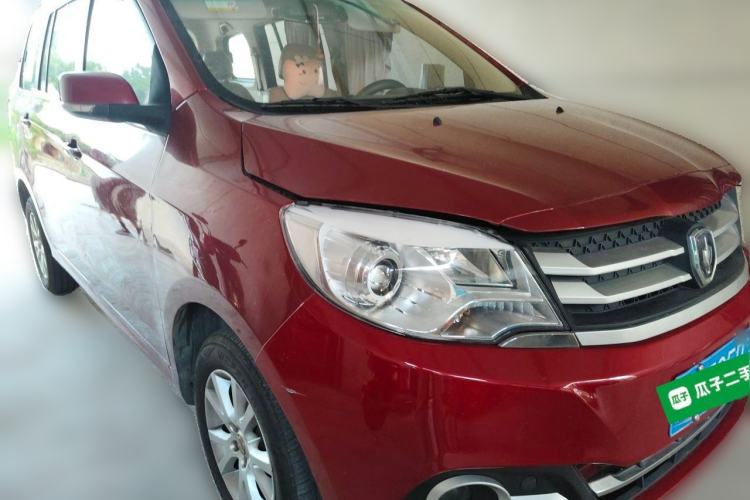 Used Jinbei 750 2016 1.5L Flagship Edition Front Right 45 Deg