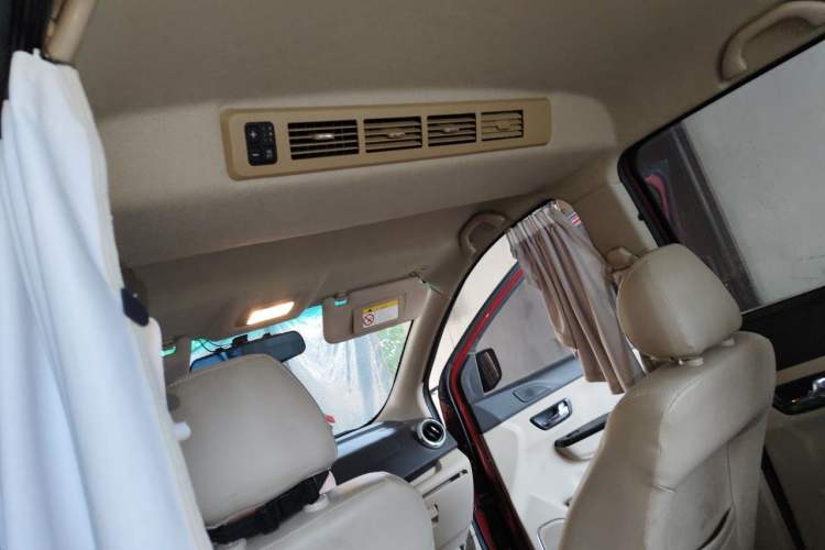Used Jinbei 750 2016 1.5L Flagship Edition Headliner