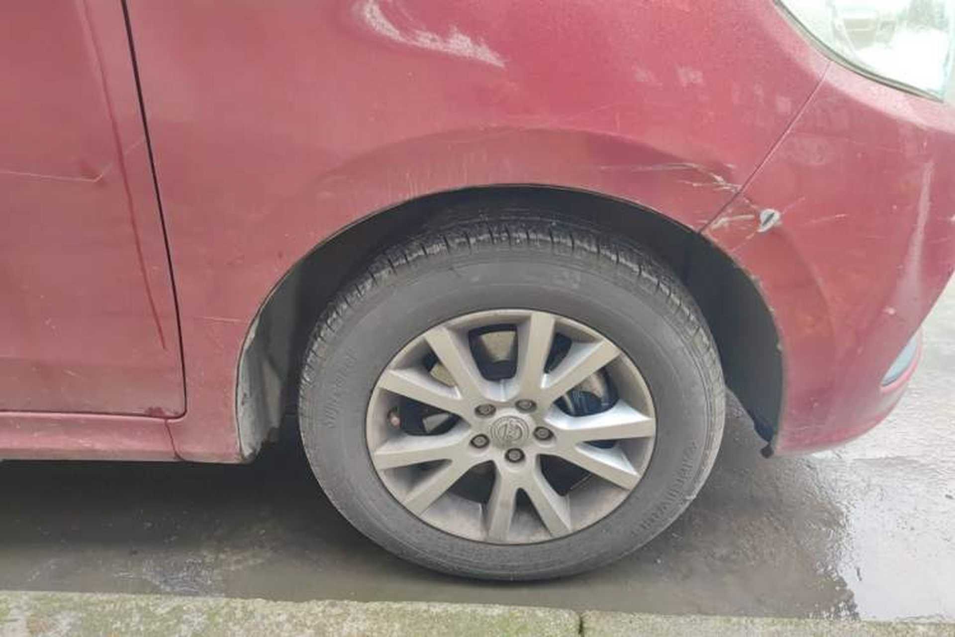 Used Jinbei 750 2016 1.5L Flagship Edition Right Front Wheel Hub