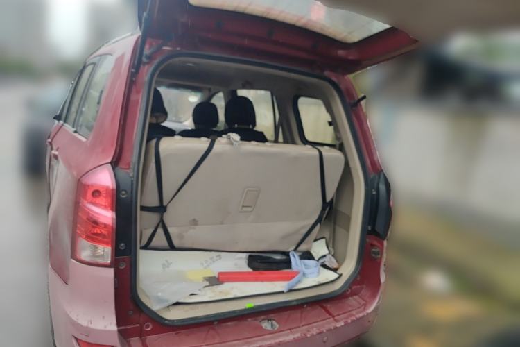 Used Jinbei 750 2016 1.5L Flagship Edition Trunk