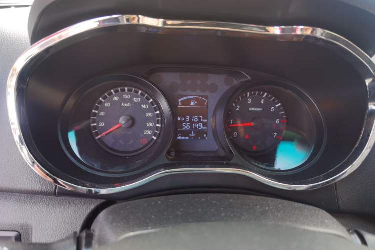 Used Jinbei 750 2016 1.5L Flagship Edition Odometer Close Up