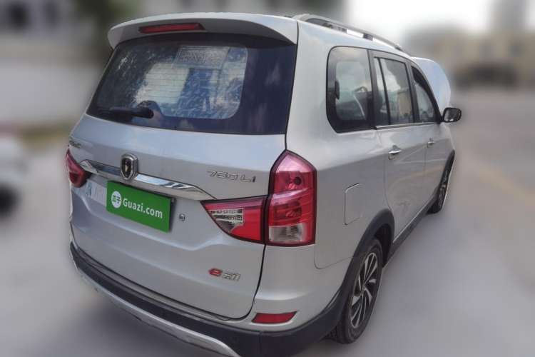 Used Jinbei 750 2016 1.5L Flagship Edition Rear Right 45 Deg