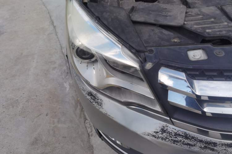 Used Jinbei 750 2016 1.5L Flagship Edition Right Front Headlight