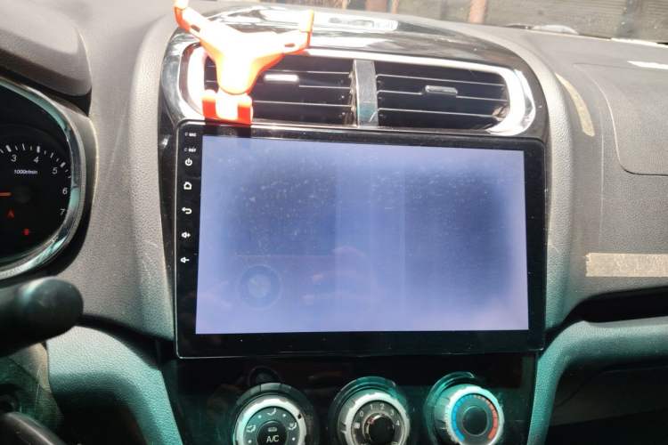 Used Jinbei 750 2016 1.5L Luxury Model Audio And AC Panel