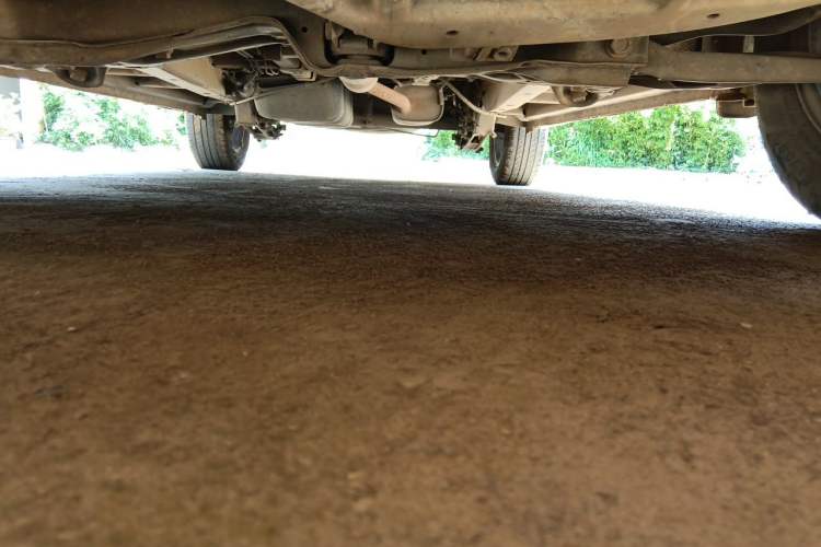 Used Jinbei 750 2016 1.5L Luxury Model Chassis Front