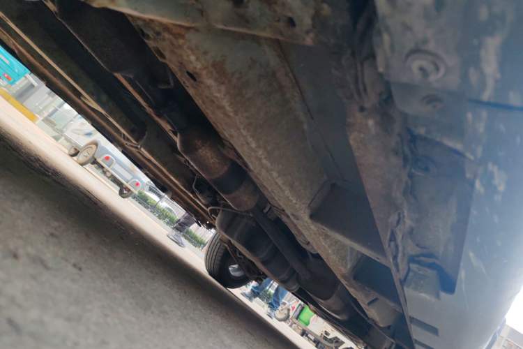 Used Jinbei 750 2016 1.5L e-Drive Version Chassis Front Left