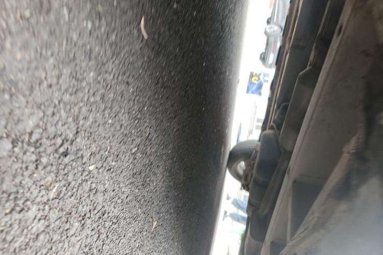 Used Jinbei 750 2016 1.5L e-Drive Version Chassis Front Left
