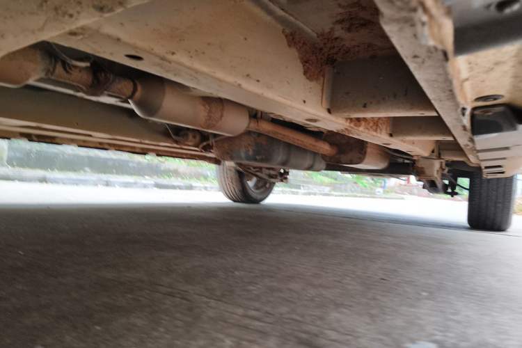 Used Jinbei 750 2016 1.5L e-Drive Version Chassis Front Left