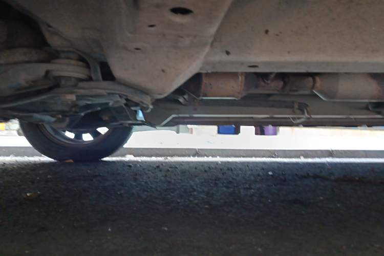 Used Jinbei 750 2016 1.5L e-Drive Version Chassis Front Left