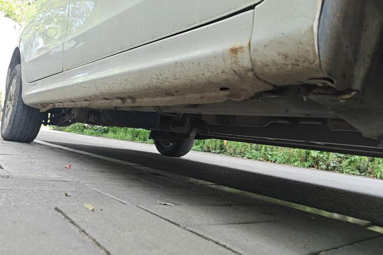Used Jinbei 750 2016 1.5L Flagship Edition Chassis Front Right