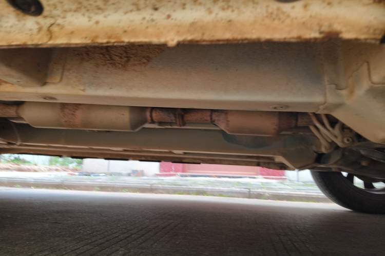 Used Jinbei 750 2016 1.5L e-Drive Version Chassis Front Right