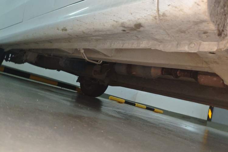 Used Jinbei 750 2016 1.5L Luxury Model Chassis Front Right