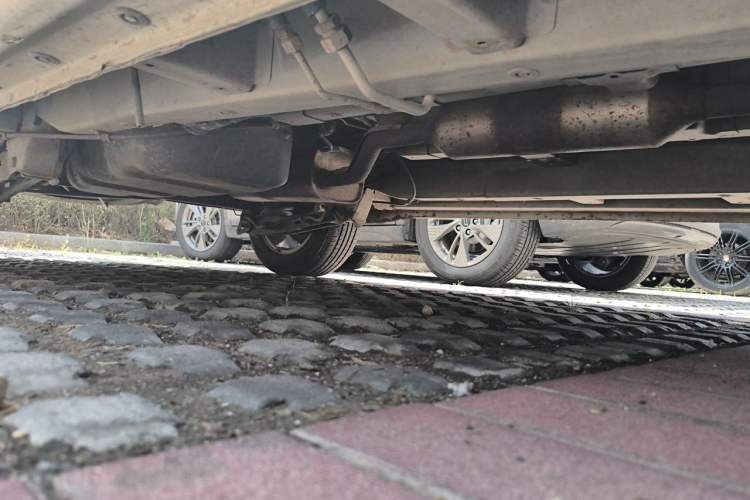 Used Jinbei 750 2016 1.5L Luxury Model Chassis Front Right