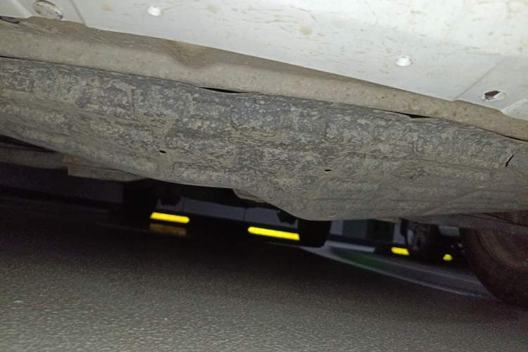 Used Jinbei 750 2016 1.5L Luxury Model Chassis Front
