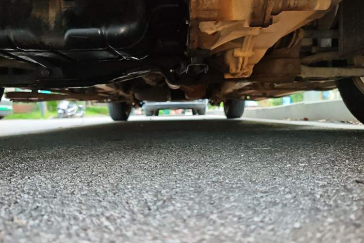 Used Jinbei 750 2016 1.5L Luxury Model Chassis Front