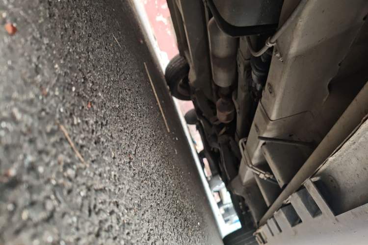 Used Jinbei 750 2016 1.5L e-Drive Version Chassis Rear Right