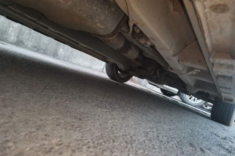Used Jinbei 750 2016 1.5L e-Drive Version Chassis Rear Right