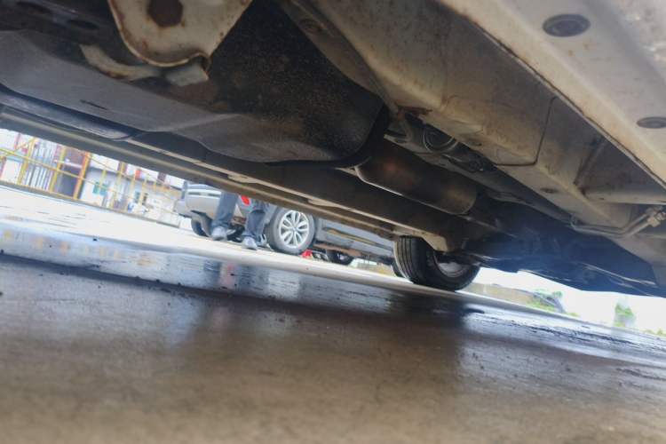 Used Jinbei 750 2016 1.5L Flagship Edition Chassis Rear Right