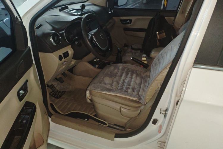 Used Jinbei 750 2016 1.5L Luxury Model Driver Seat