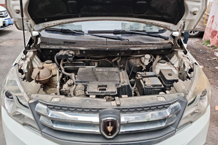 Used Jinbei 750 2016 1.5L e-Drive Version Engine Bay