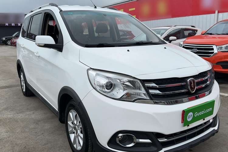 Used Jinbei 750 2016 1.5L Luxury Model Front Right 45 Deg