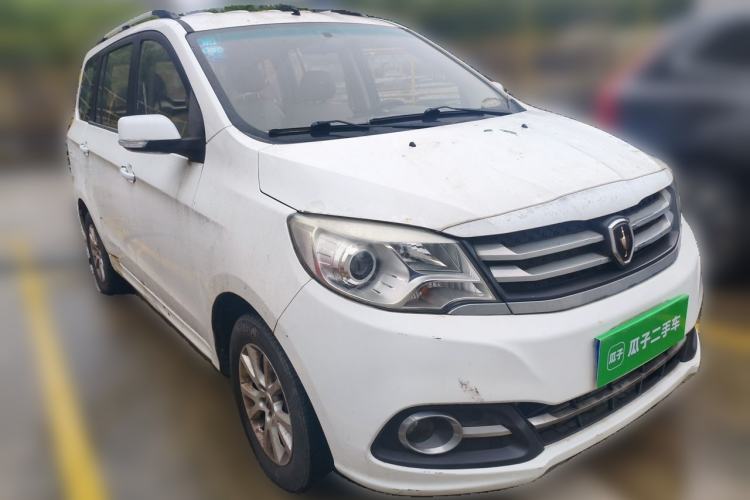 Used Jinbei 750 2016 1.5L Flagship Edition Front Right 45 Deg