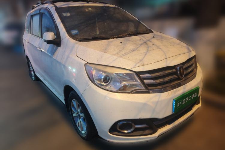 Used Jinbei 750 2016 1.5L Flagship Edition Front Right 45 Deg