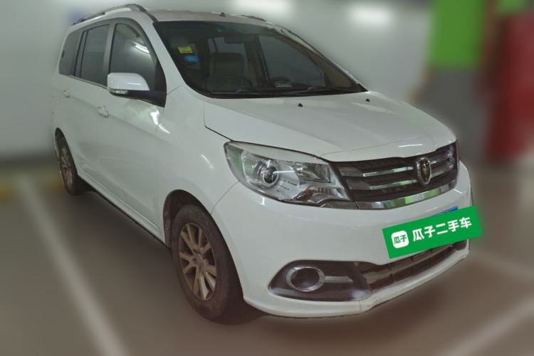 Used Jinbei 750 2016 1.5L Luxury Model Front Right 45 Deg