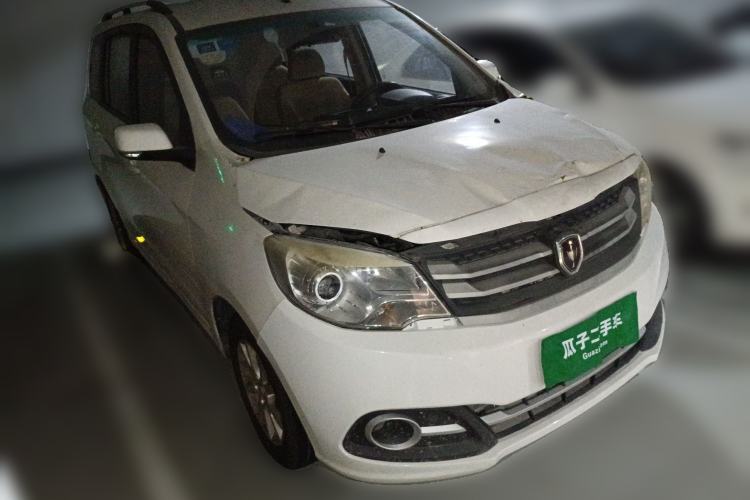 Used Jinbei 750 2016 1.5L Luxury Model Front Right 45 Deg