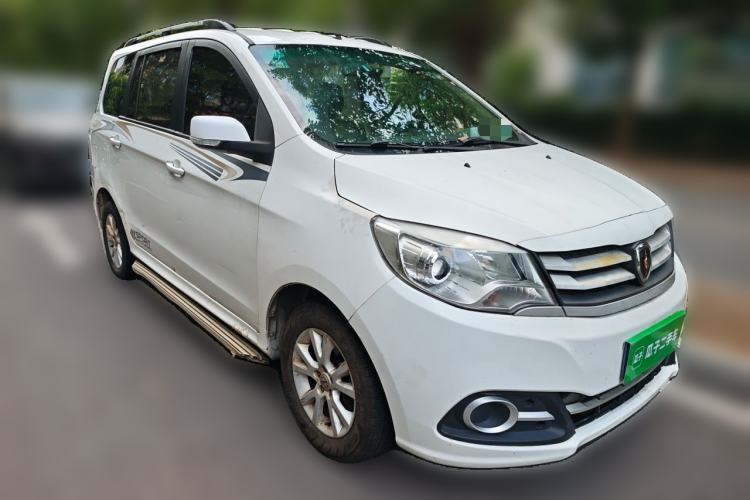 Used Jinbei 750 2016 1.5L Luxury Model Front Right 45 Deg