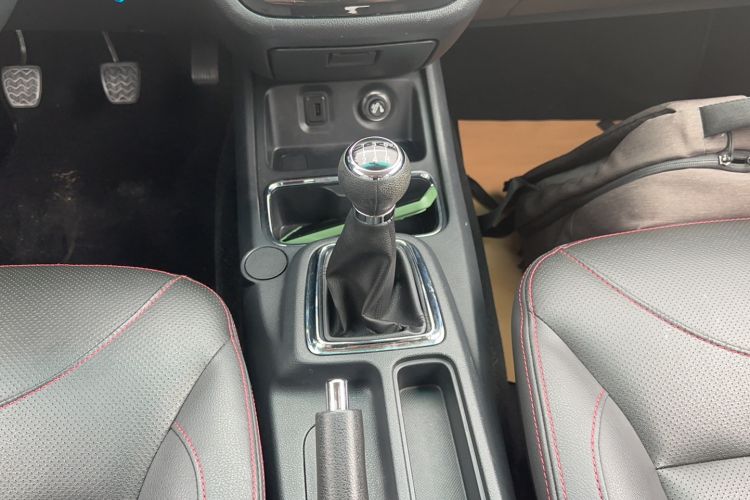 Used Jinbei 750 2016 1.5L Luxury Model Gear Lever