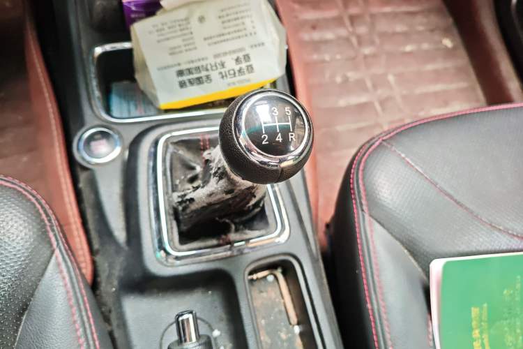 Used Jinbei 750 2016 1.5L e-Drive Version Gear Lever