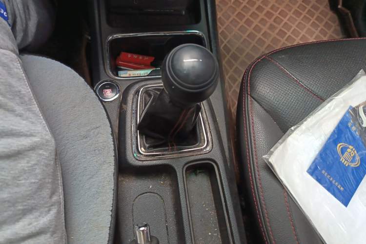Used Jinbei 750 2016 1.5L e-Drive Version Gear Lever