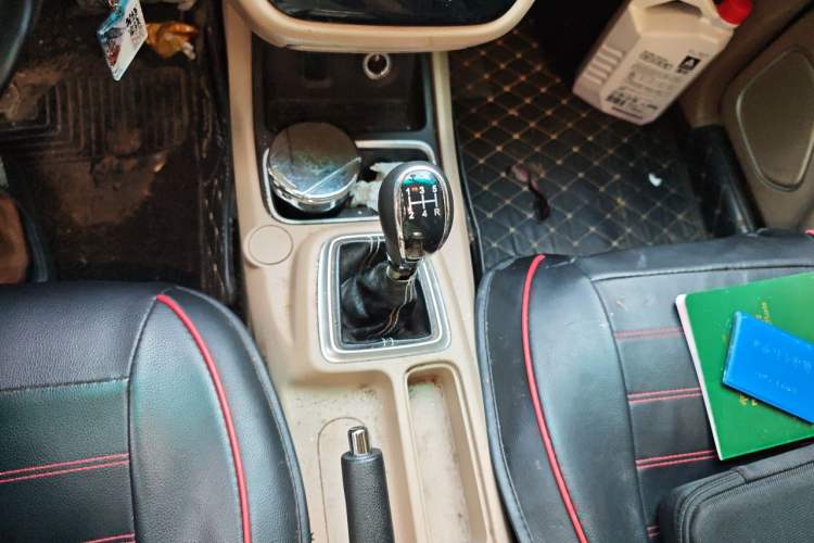 Used Jinbei 750 2016 1.5L Luxury Model Gear Lever