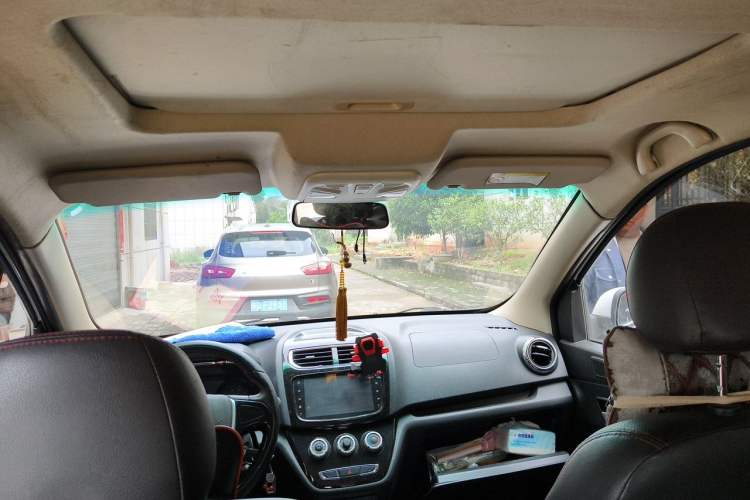 Used Jinbei 750 2016 1.5L e-Drive Version Headliner