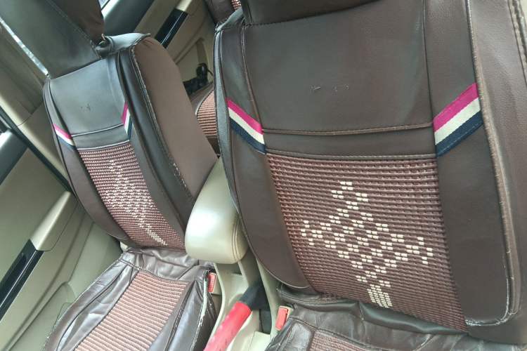 Used Jinbei 750 2016 1.5L Luxury Model Left Front Seat