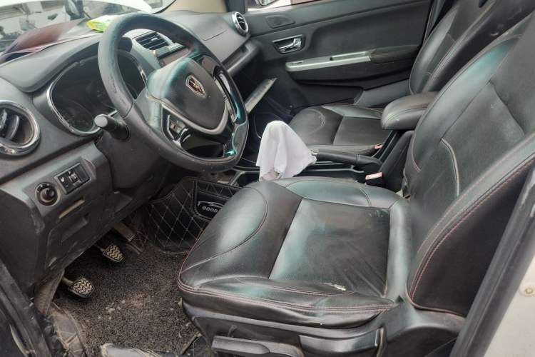 Used Jinbei 750 2016 1.5L e-Drive Version Left Front Seat