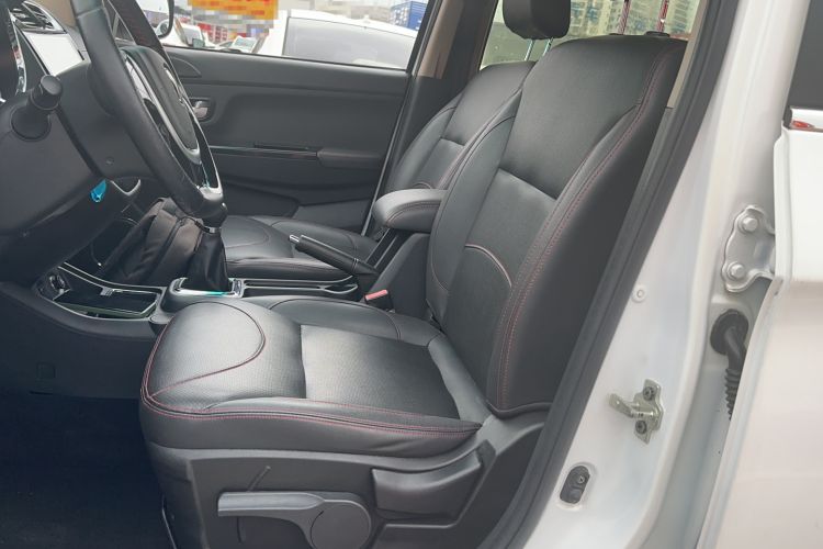 Used Jinbei 750 2016 1.5L Luxury Model Left Front Seat