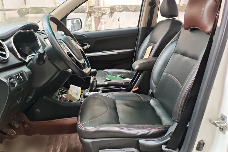 Used Jinbei 750 2016 1.5L e-Drive Version Left Front Seat