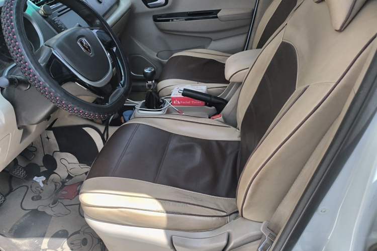 Used Jinbei 750 2016 1.5L Luxury Model Left Front Seat