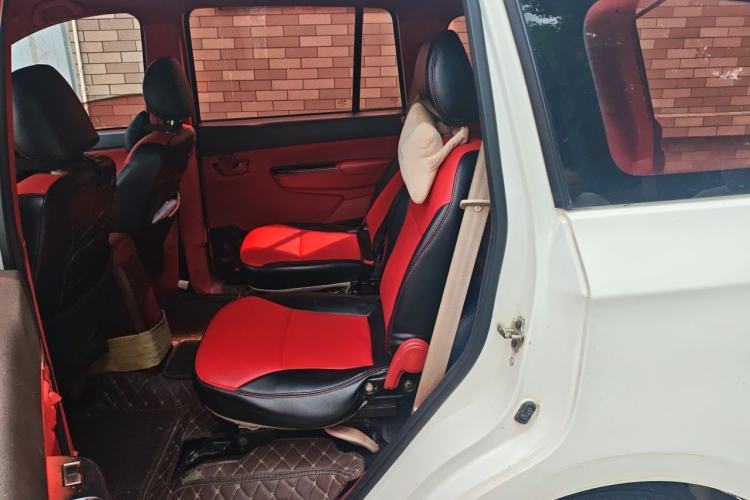 Used Jinbei 750 2016 1.5L Luxury Model Left Rear Seat