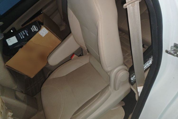 Used Jinbei 750 2016 1.5L Luxury Model Left Rear Seat