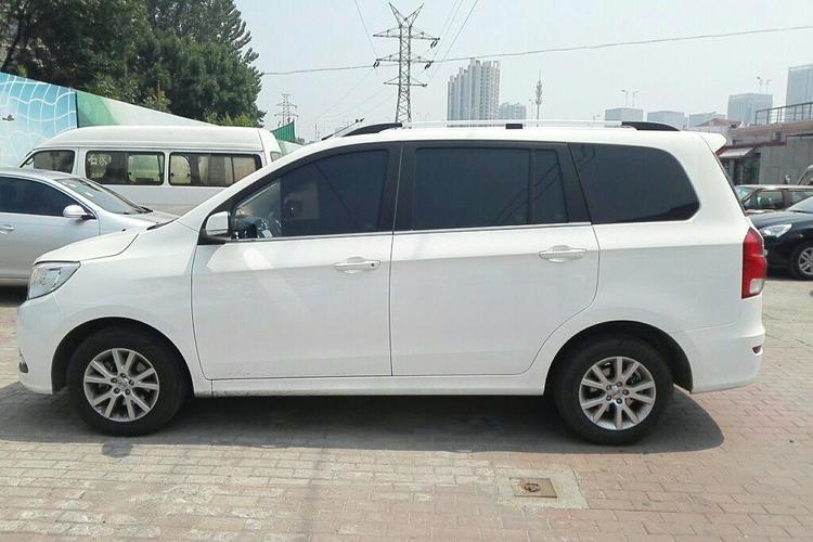 Used Jinbei 750 2016 1.5L Flagship Edition Left Side