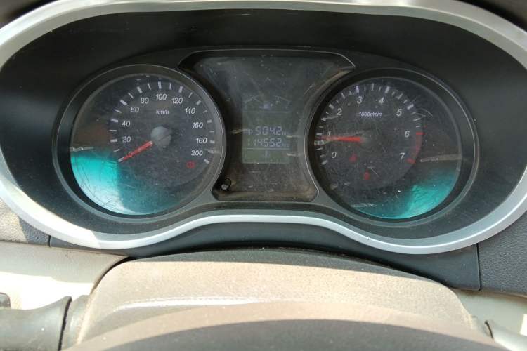 Used Jinbei 750 2016 1.5L Luxury Model Odometer Close Up