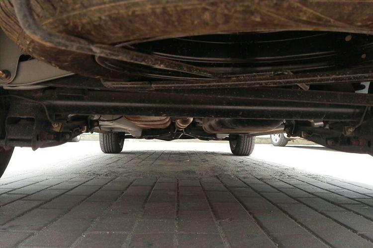 Used Jinbei 750 2016 1.5L Flagship Edition Rear Bumper Underside