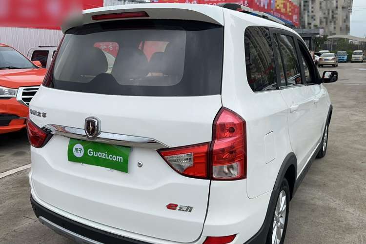 Used Jinbei 750 2016 1.5L Luxury Model Rear Right 45 Deg