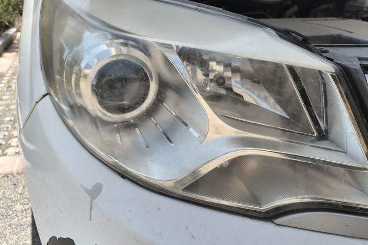 Used Jinbei 750 2016 1.5L Luxury Model Right Front Headlight
