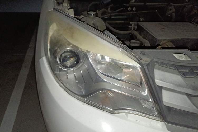 Used Jinbei 750 2016 1.5L Luxury Model Right Front Headlight