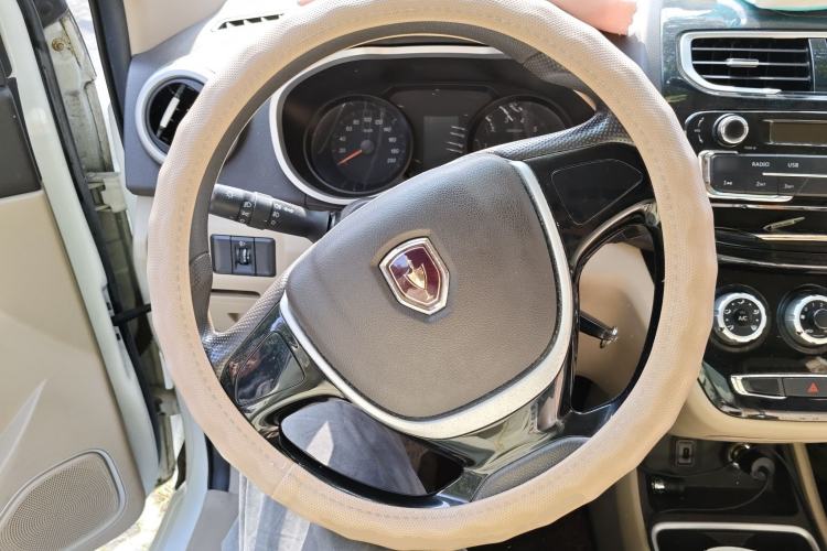 Used Jinbei 750 2016 1.5L Luxury Model Steering Wheel