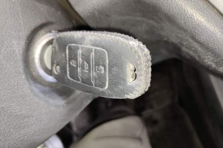 Used Jinbei 750 2016 1.5L e-Drive Version Vehicle Key